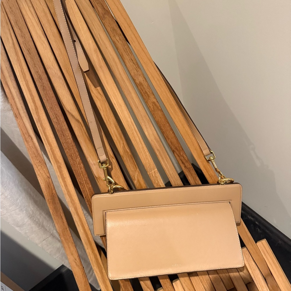 Yuzefi Elegant Tan Leather Crossbody Bag
